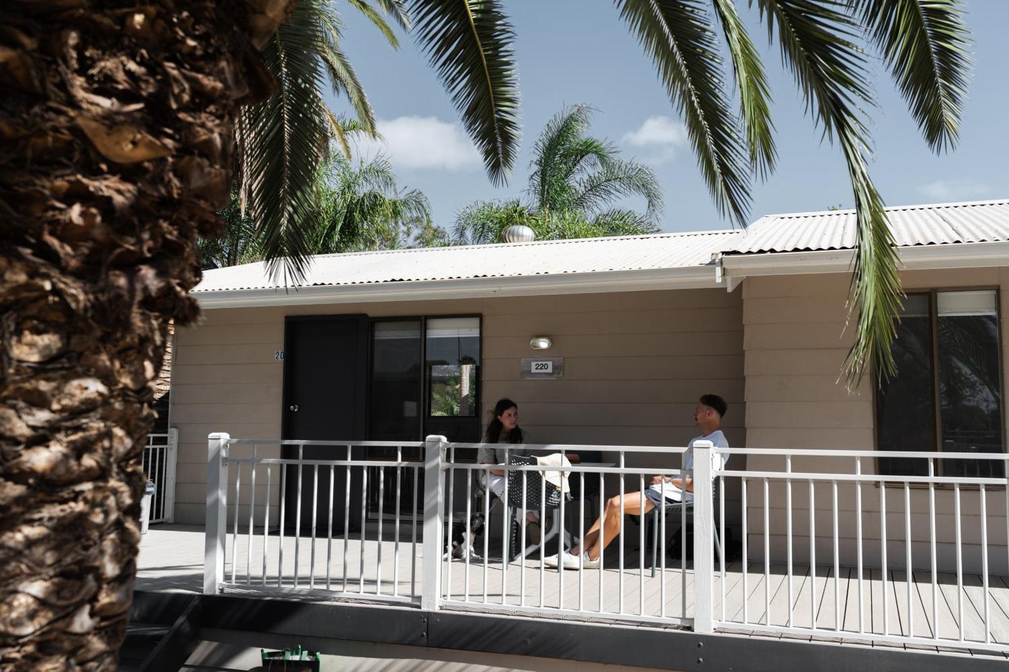Bolivar Highway 1 Holiday & Lifestyle Park מראה חיצוני תמונה